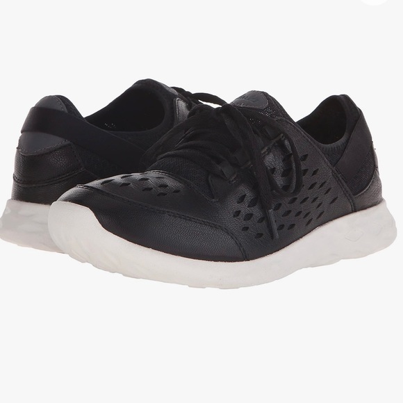 CLARKS ACTIVE SEREMENE Size 9 NWOT - Picture 1 of 13